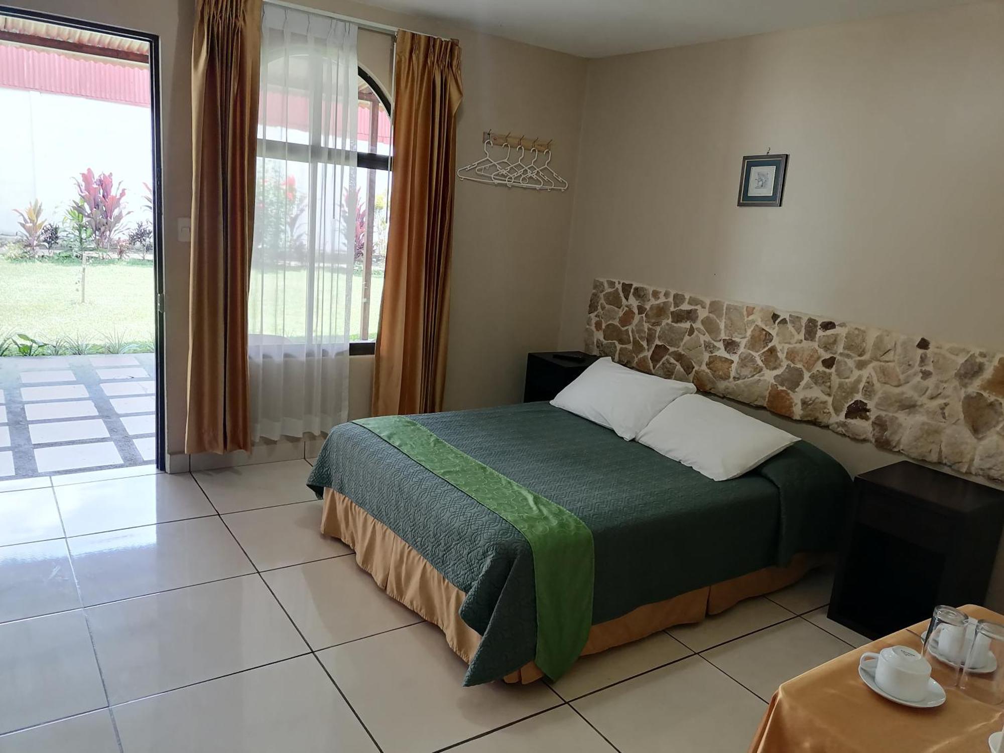 Hotel Cibeles Resort Heredia Exterior photo